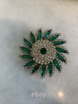 Vintage Kramer Emerald Green Glass Clear Crystal Rhinestone Swirl Brooch Signed