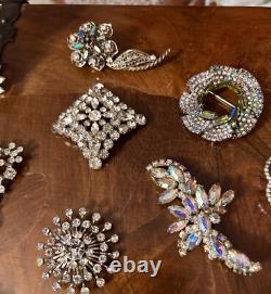 Vintage Lot Of BEAUTIFUL RHINESTONES Brooches Scatter Pins Sweater Guard
