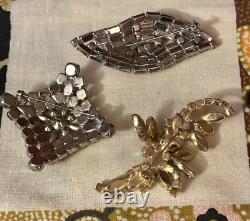 Vintage Lot Of BEAUTIFUL RHINESTONES Brooches Scatter Pins Sweater Guard