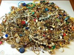 Vintage Now Jewelry 7 Lbs Lot Junk Harvest DIY Rhinestone Brooch Chain Bead Art
