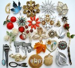 Vintage Rhinestone Brooches Lot 30 Pins Enamel Flowers Trifari Sarah Cov JJ Coro