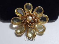 Vintage Rhinestone Faux Pearl Yellow Open Back Glass Gold Tone Brooch Pendant
