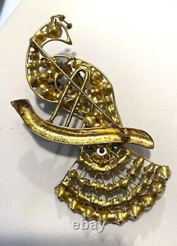Vintage Rhinestone Peacock brooch