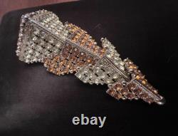 Vintage SCHIAPARELLI 3-D Articulated Arrowhead Rhinestone Brooch 3.5 Long WOW