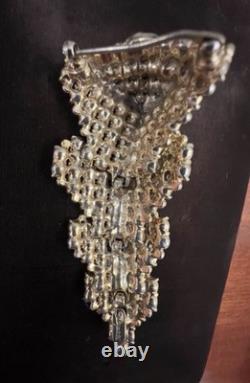 Vintage SCHIAPARELLI 3-D Articulated Arrowhead Rhinestone Brooch 3.5 Long WOW