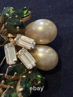 Vintage SCHOFFEL Crown AUSTRIA Crystal & Green Glass Pin Brooch Teardrop Pearls