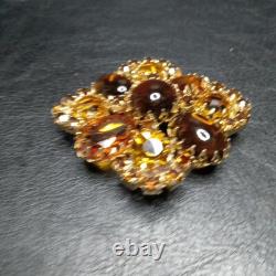 Vintage SCHREINER Unsigned Topaz Rhinestone Pin Brooch Gold Tone. 10015 Vintage SCHREINER Unsigned Topaz Rhinestone Pin Brooch Gold Tone. 10015