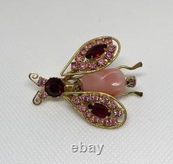 Vintage Schreiner Rhinestone Movable Wings Bumble Bee Bug Pin Gold Plated