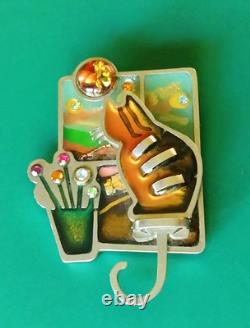 Vintage Seeka Cat Brooch Moon Gazer (173 2589)