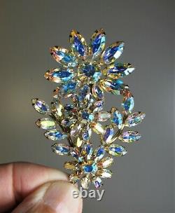 Vintage Sherman Crystal Rhinestones Blue Borealist Triple Daisy Flowers Brooch
