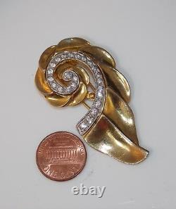 Vintage Signed Barclay Nautilus Swirl Rhinestone Fur Clip Gold Pin Brooch 10e 24