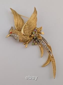 Vintage Signed Boucher 7471 Gold Tone Pastel Rhinestone Bird Of Paradise Brooch