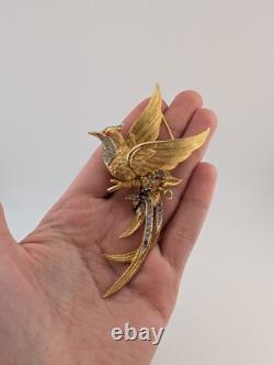 Vintage Signed Boucher 7471 Gold Tone Pastel Rhinestone Bird Of Paradise Brooch