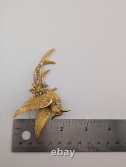 Vintage Signed Boucher 7471 Gold Tone Pastel Rhinestone Bird Of Paradise Brooch