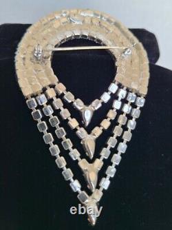 Vintage Signed KRAMER NEW YORK Lovely Rhinestone Brooch