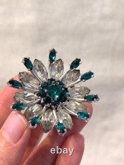 Vintage Signed KRAMER of New York Brooch Green and Clear Rhinestone