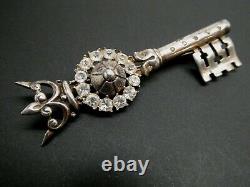 Vintage Trifari Crown Key Clear Rhinestone Sterling Silver Philippe Brooch Pin