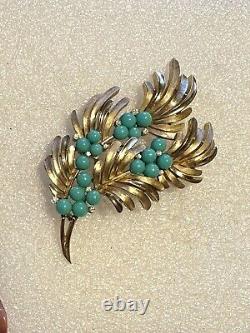 Vintage Trifari Gold Tone, Turquoise Cabochons & Rhinestones Brooch