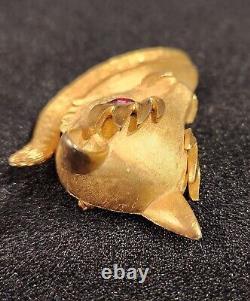 Vintage Trifari Lioness/Cat Brooch Pin