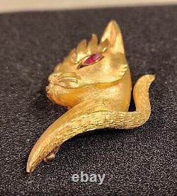 Vintage Trifari Lioness/Cat Brooch Pin