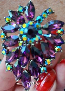 Vintage Weiss Leaf Brooch 50's Purple With Blue Aurora Borealis Rhinestone Large