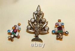 Vintage Weiss Rhinestone Candles Christmas Tree Brooch and Earrings Set