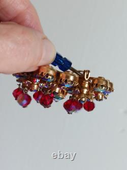 Vintage signed Weiss AB brooch en tremblant 10 moving crystals