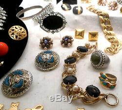 Vntg 50 Pc Lot High End Rhinestone Designer Costume Jewelry Brooches Necklaces &