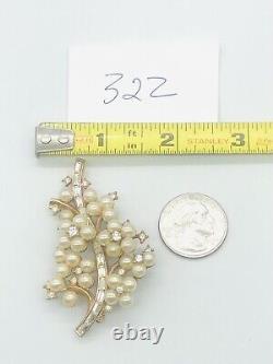 Vtg Crown TRIFARI 30s-50s Pearl & Clear Glass Rhinestone Flower Leaf Brooch Pin