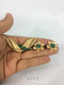 Vtg Crown Trifari Faux Emerald Rhinestone Gold tone pin brooch Clip Earrings Set