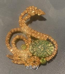 Vtg Juliana D&E Citrine Green Speckled Glass Rhinestone Swan Figural Brooch