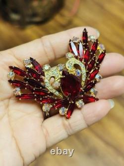 Vtg Unmarked Ruby Red AB Glass Rhinestone Double Swan Love Bird Pin Brooch