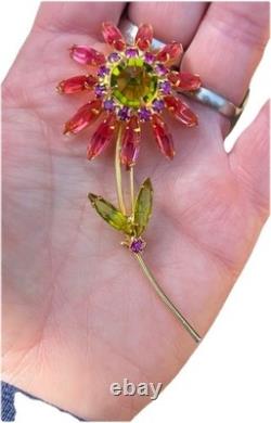Vtg Unsigned Flower Brooch Rhinestone Gold Tone Stem