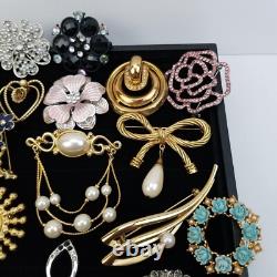 Vtg/now Brooch Pin Lot (41) Flowers Rhinestone Faux Pearl & More Gold/silvertone